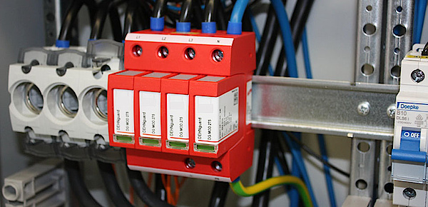 Über­spannungs­schutz bei Elektro Köll GmbH in Hausham
