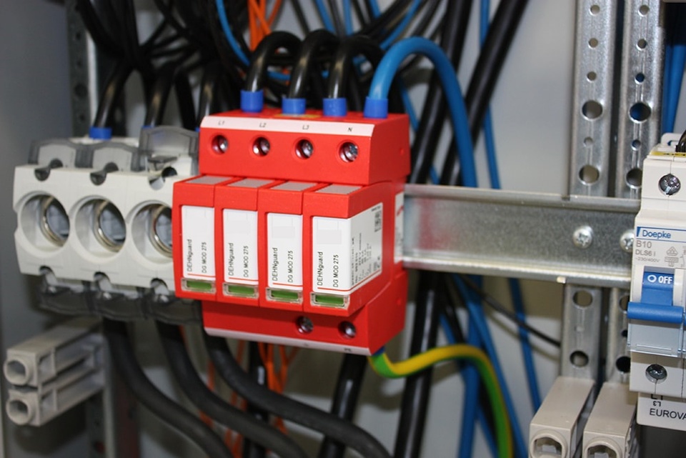 U berspannungsschutz bei Elektro Köll GmbH in Hausham